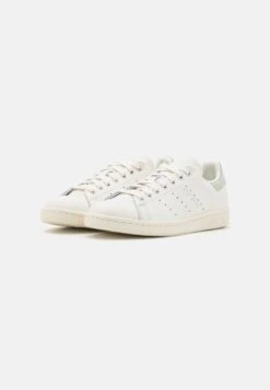 Adidas Originals Stan Smith - Baskets Basses - Core White/Linen Green/Silver Metallic -Femmes Chaussures Boutique 153222ba0e7d43eb9b622e1daec1bb5f