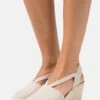 Tamaris Espadrilles - Nude -Femmes Chaussures Boutique 3818c6f480654bf5aa910c317815f1aa