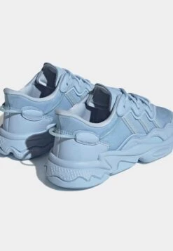 Adidas Originals Ozweego - Baskets Basses - Clear Sky Clear Sky Halo Blue -Femmes Chaussures Boutique 61bbddba388847a4b9a04ac39e520505