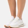 Fila Reggio Wmn - Baskets Basses - White -Femmes Chaussures Boutique 6c417a454289440c823d19754ca3b058