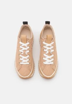 Tamaris Baskets Basses - Almond -Femmes Chaussures Boutique 7f86e2bad8db49e9b7677e0e46f6ba45