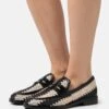 3.1 Phillip Lim Alexa Penny Loafer - Mocassins - Anthrazit/White/Black -Femmes Chaussures Boutique 8afc90bdae894a65b85fe4032ad022ff