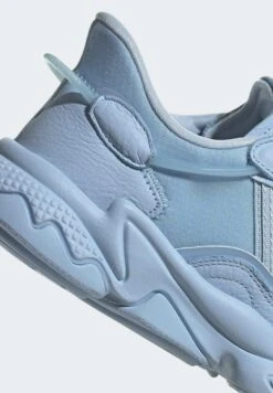 Adidas Originals Ozweego - Baskets Basses - Clear Sky Clear Sky Halo Blue -Femmes Chaussures Boutique aeb4077c40b247ccb99baacba8d3629c