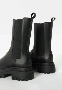 BERSHKA Flat With Elastic Gores - Boots À Talons - Black -Femmes Chaussures Boutique b0ddaba88d6d4dbb8168d7d31b453d40