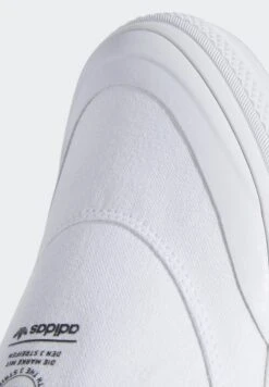 Adidas Originals Nizza Rf Slip Unisex - Baskets Basses - White -Femmes Chaussures Boutique d2bdb499a7f34a22b071e06a9f253402