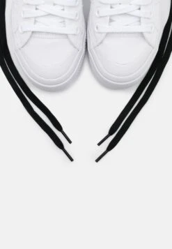 Adidas Originals Nizza Platform - Baskets Basses - Footwear White -Femmes Chaussures Boutique d7fa9d20e00e4043add1dd4335ff8d7d